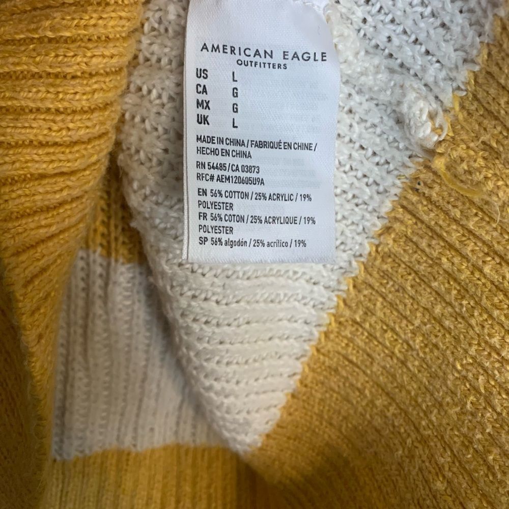American Eagle yellow and white sweater size L - Picture 3 of 7